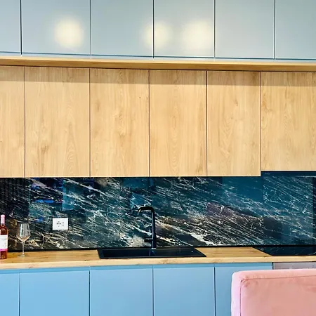 Xhoi Apartment Апартаменты